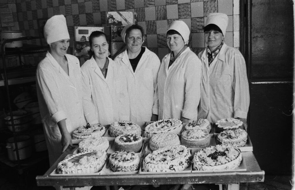 Ретрофото. Волшебники сладких дел