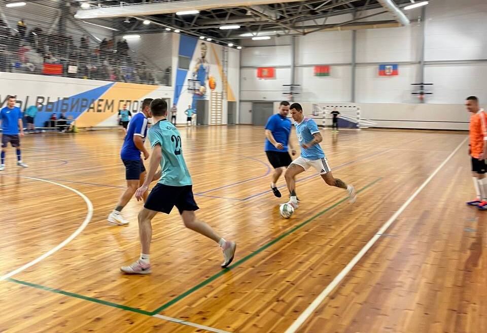 Звезда российского футбола сыграл за районную команду в Узде