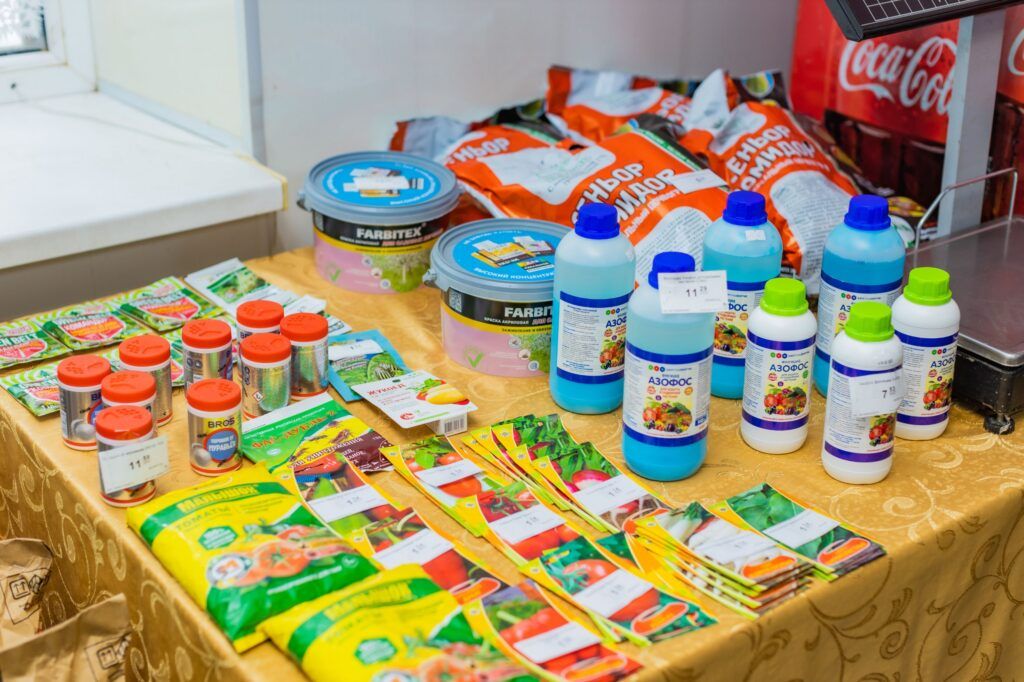 Лопаты в деле, грабли – про запас. Кто приближает дачный сезон в Могильно