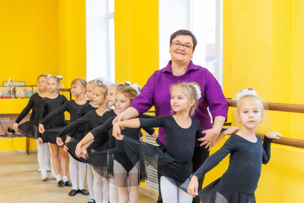 40 лет на сцене. История хореографа из Узды, чьи ученики танцуют по всей Беларуси