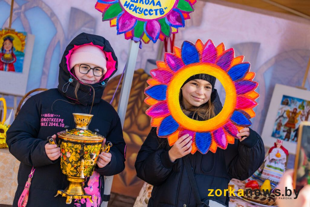 Аромат блинов на весь город. Узденщина с размахом отпраздновала Масленицу
