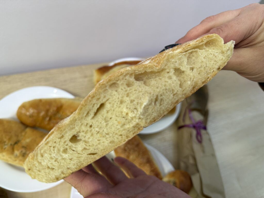 чиабатта в разрезе