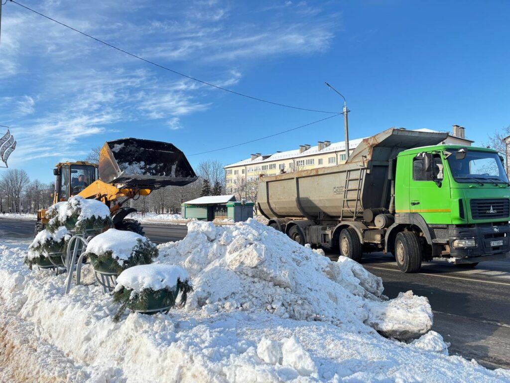 уборка снега на Советской