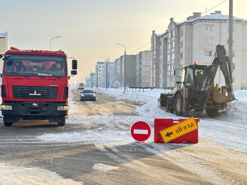 уборка снега на Степанова
