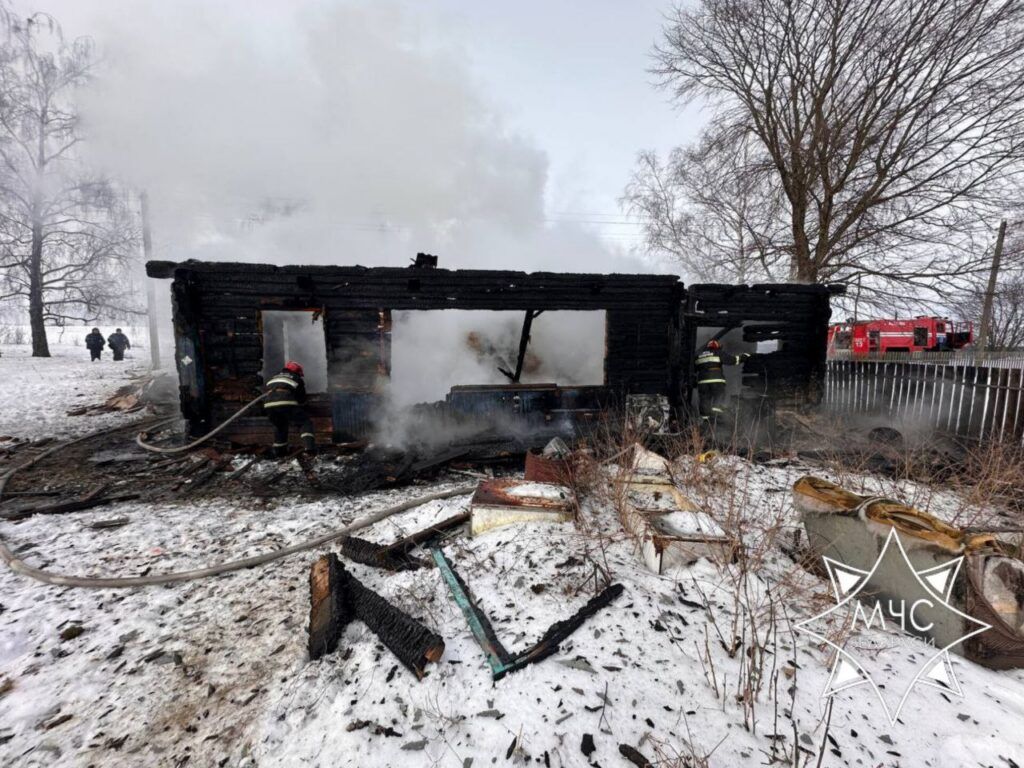 В Узденском районе сгорел дом