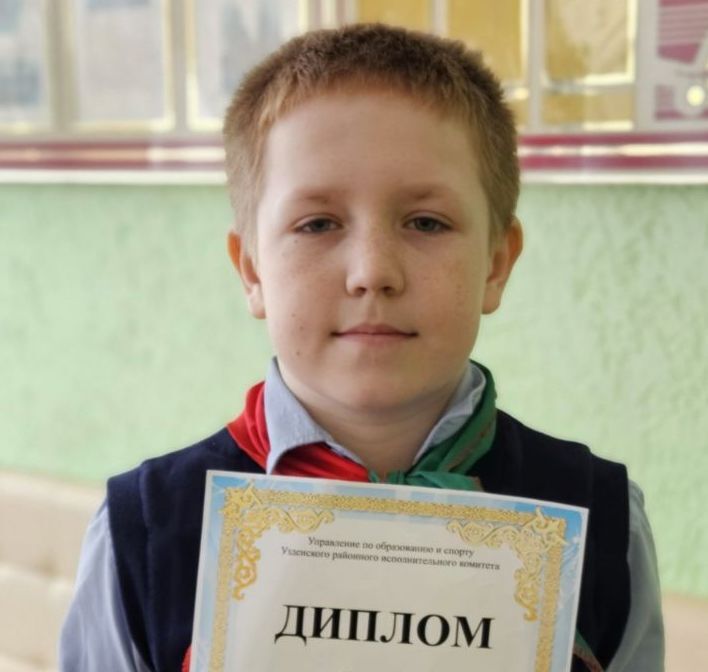 Отличник из Хотлян знает ПДД и премудрости рыбалки