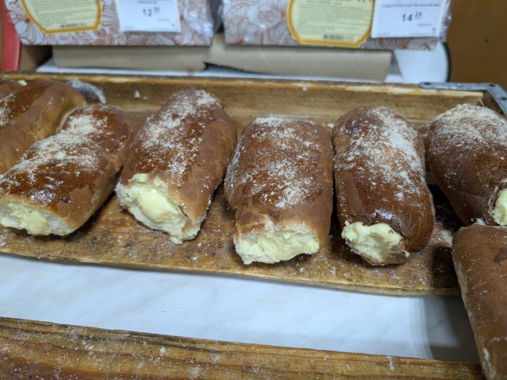 Нашли самые вкусные и дешевые булочки в Узденском районе