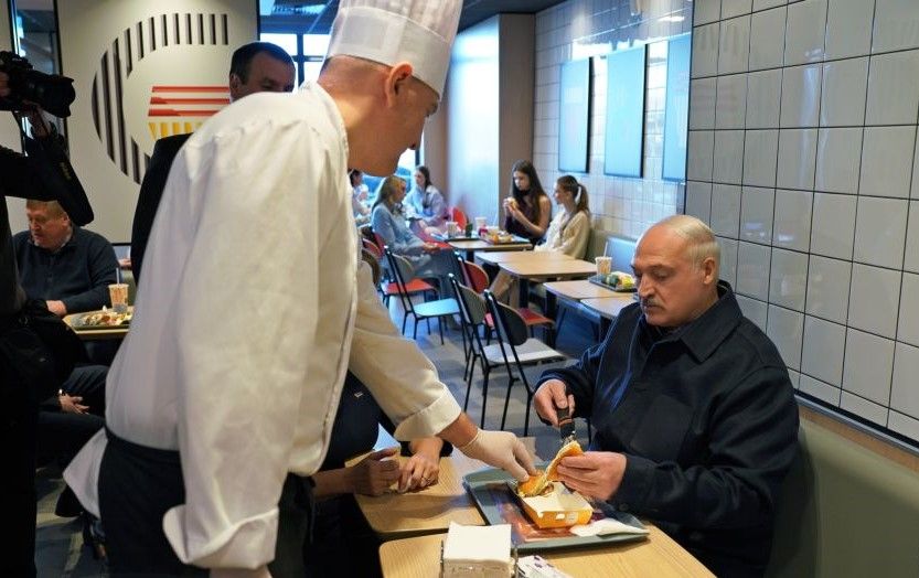 Мак.бай в Узде. Узнали, что об этом думают жители города