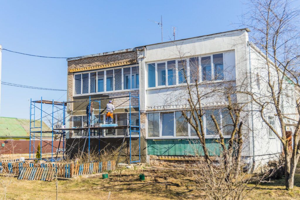 дом ждет ремонта