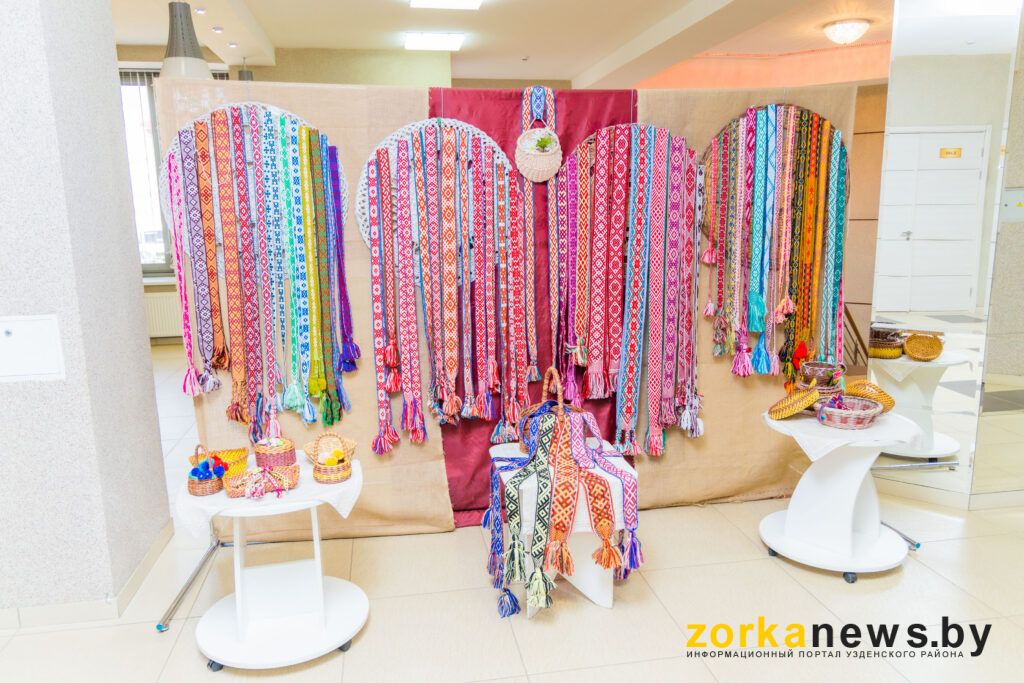 выставка слуцких поясов