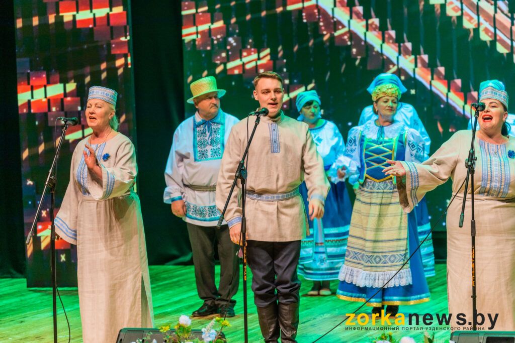 вокальный коллектив из Озера