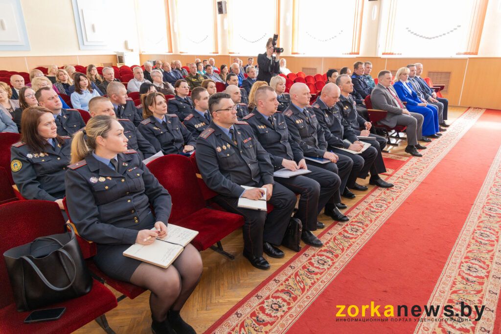 милиционеры2