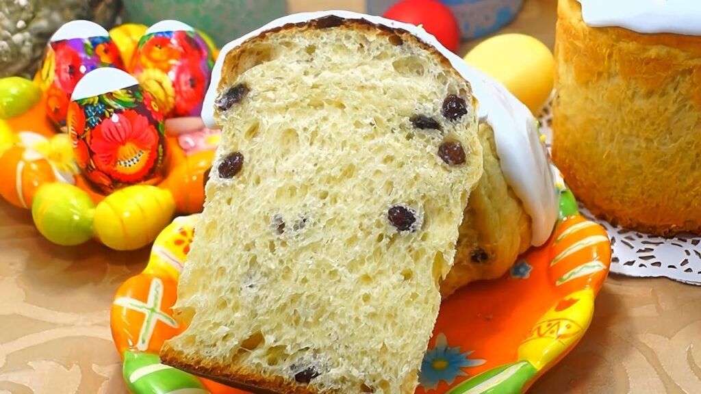 дрожжевой кулич