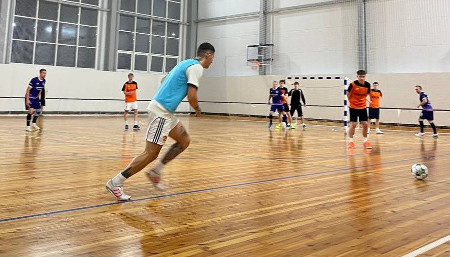 Кто сыграет за золото в чемпионате Узденского района по мини-футболу