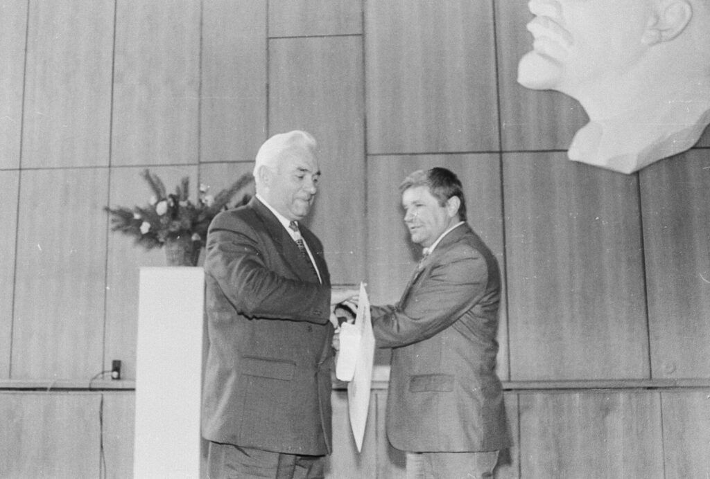 Ретрофото. Награждают лучших