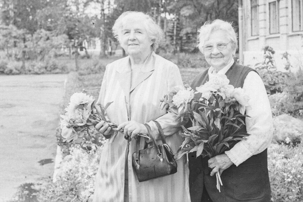 возле средней школы №1