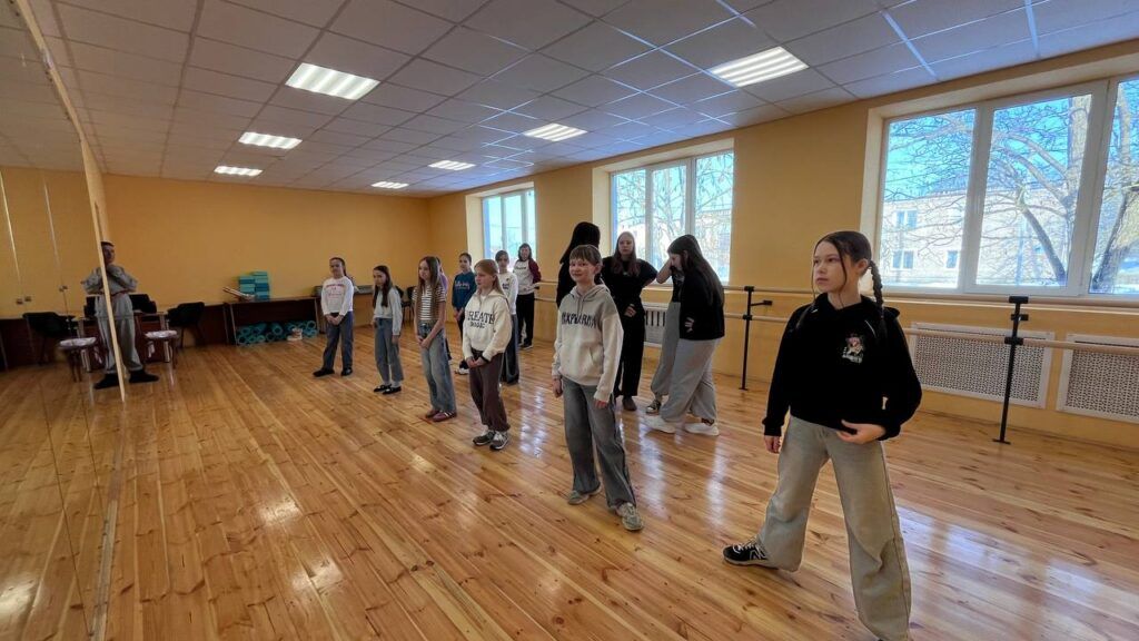 занятия по танцам