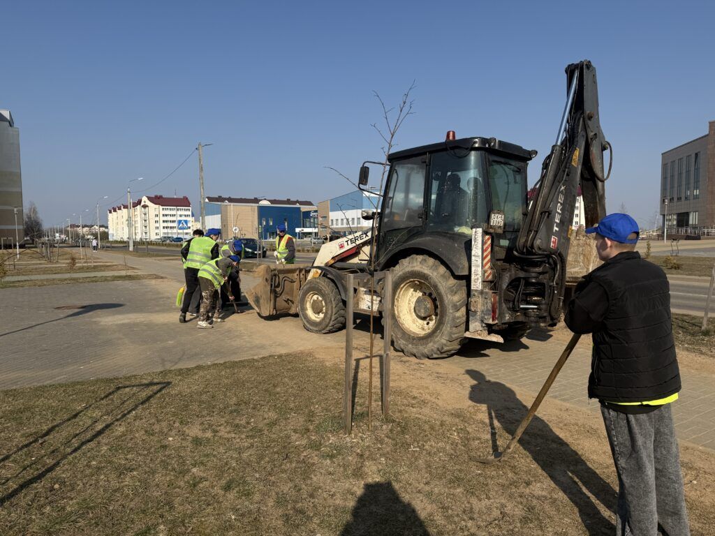 парни из студотряда