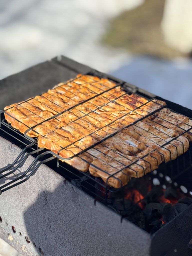 Шашлычный сезон. Посмотрели цены на готовый полуфабрикат в Узде