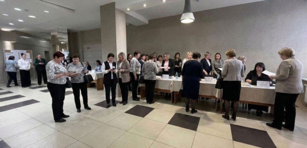 ярмарка вакансий в Узде