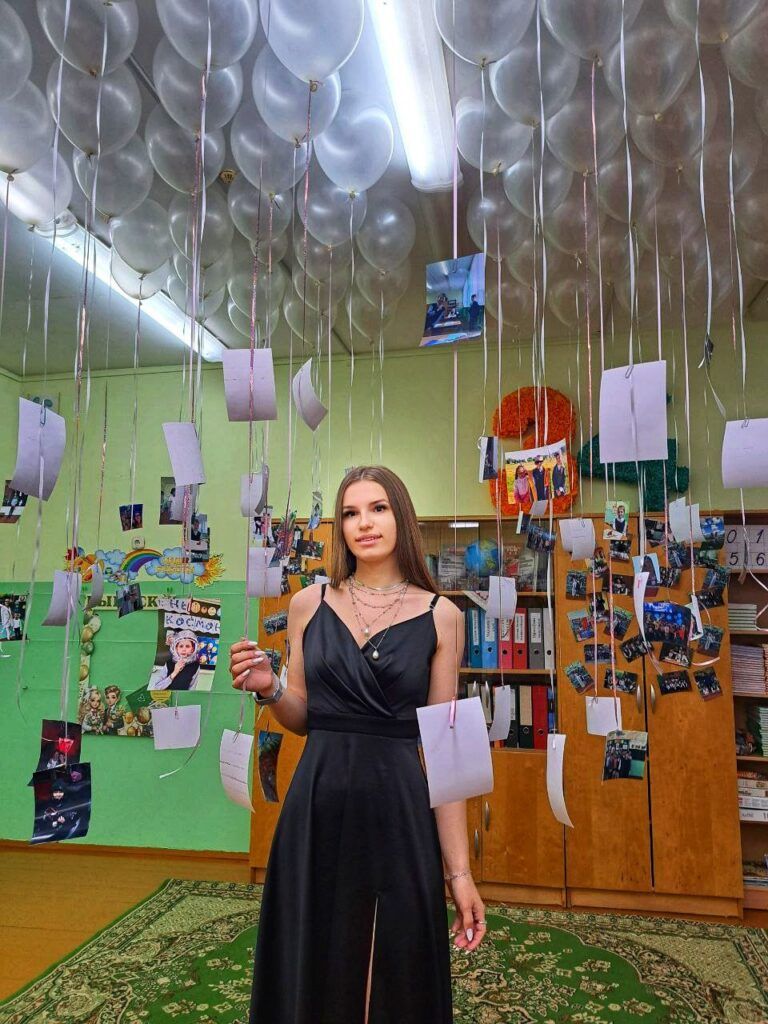 учительница начальных классов Ирина Якуть