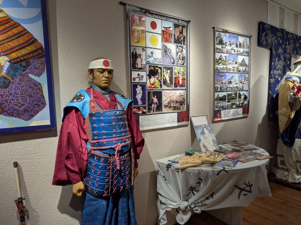 манекен самурая