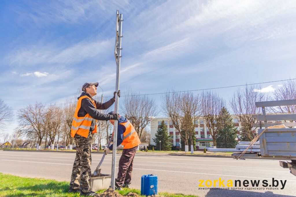 установка знаков на Советской