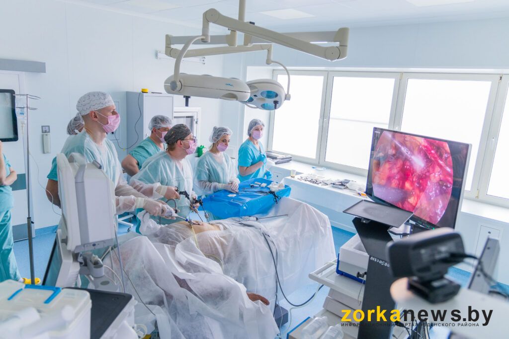 Операция в прямом эфире: в Узде прошел семинар для хирургов Минской области