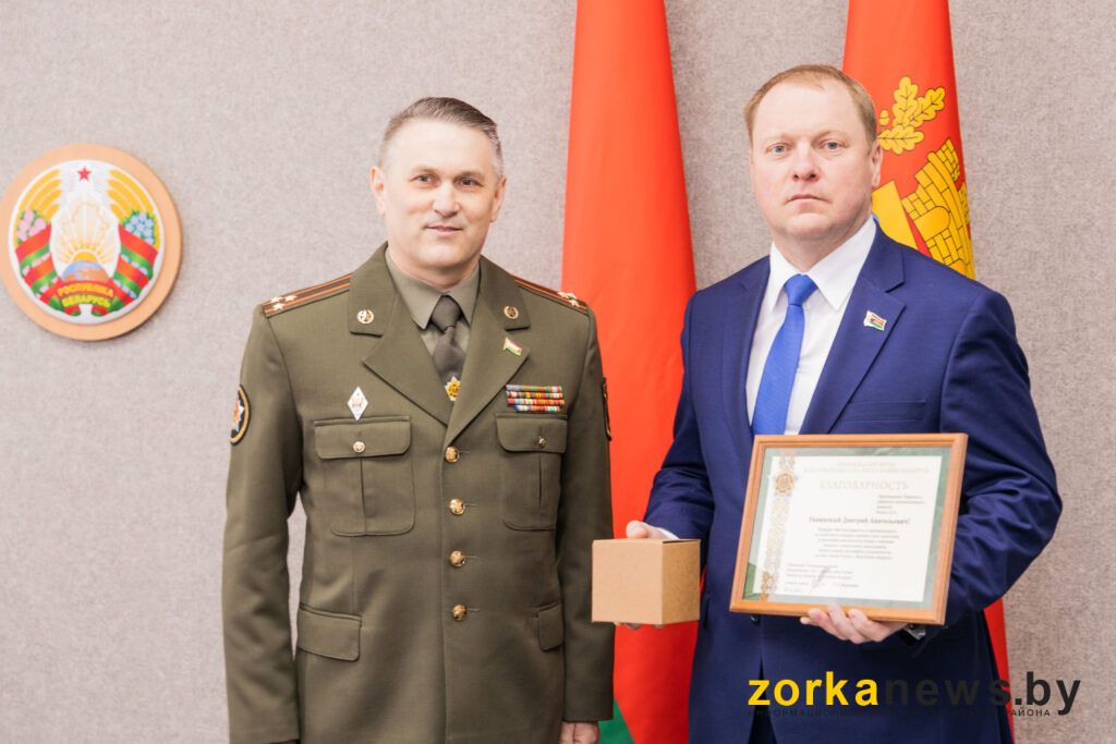 Благодарность Генштаба и подарок Минобороны: кого наградили на Узденщине