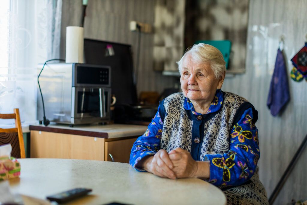 7 детей и 18 внуков: чем наполнены будни пенсионерки из Кармы