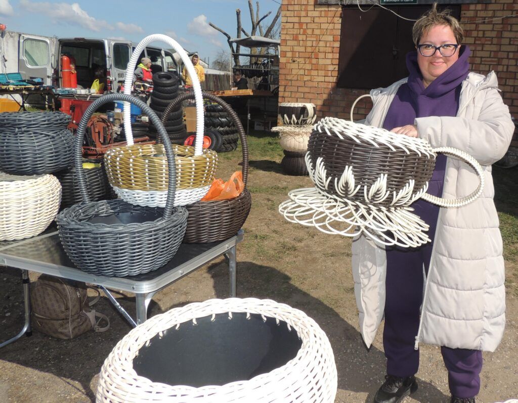 Стильные кашпо из экоротанга создаёт мастерица из Узды