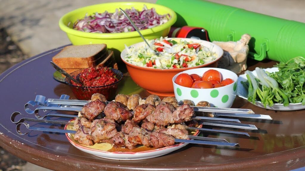 Что приготовить на майские праздники, кроме шашлыков: 5 простых рецептов