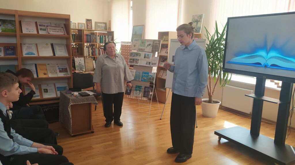 В Год белорусской женщины: в библиотеке Узды прошел литературный вечер