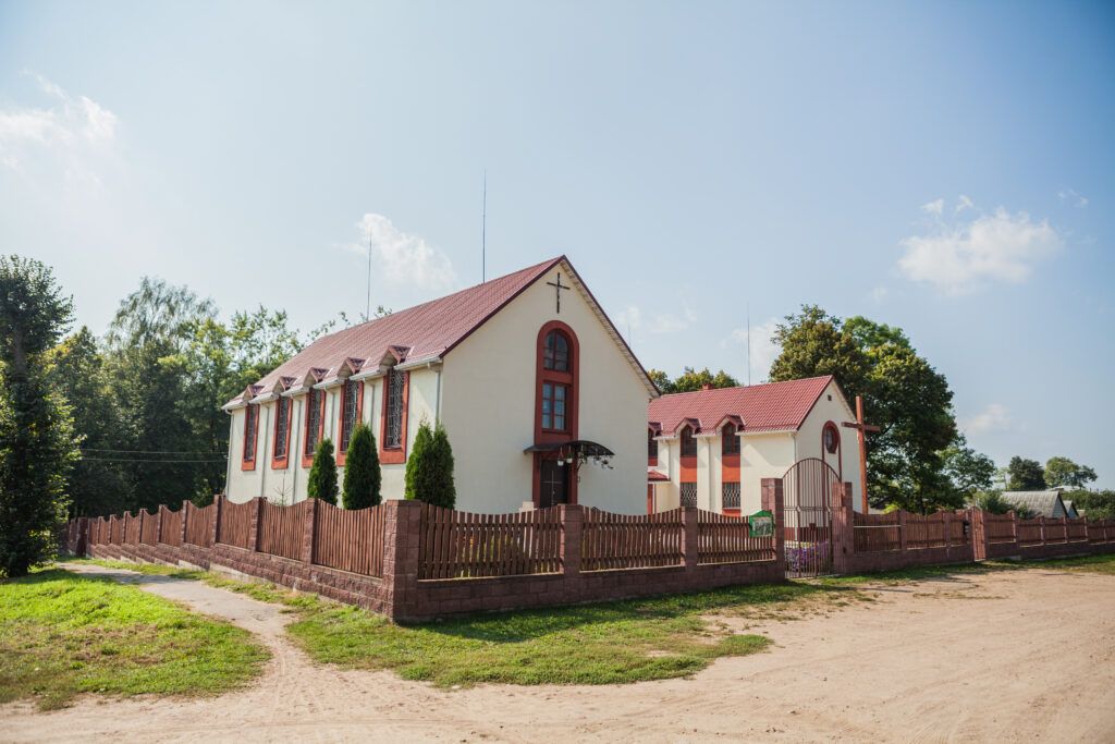 Когда пройдут богослужения на католическую Пасху 2026 в Узде: расписание