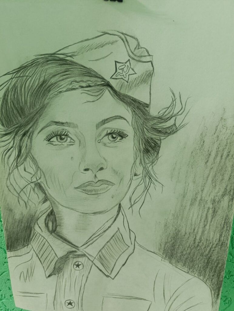 рисунок женщина в военной форме
