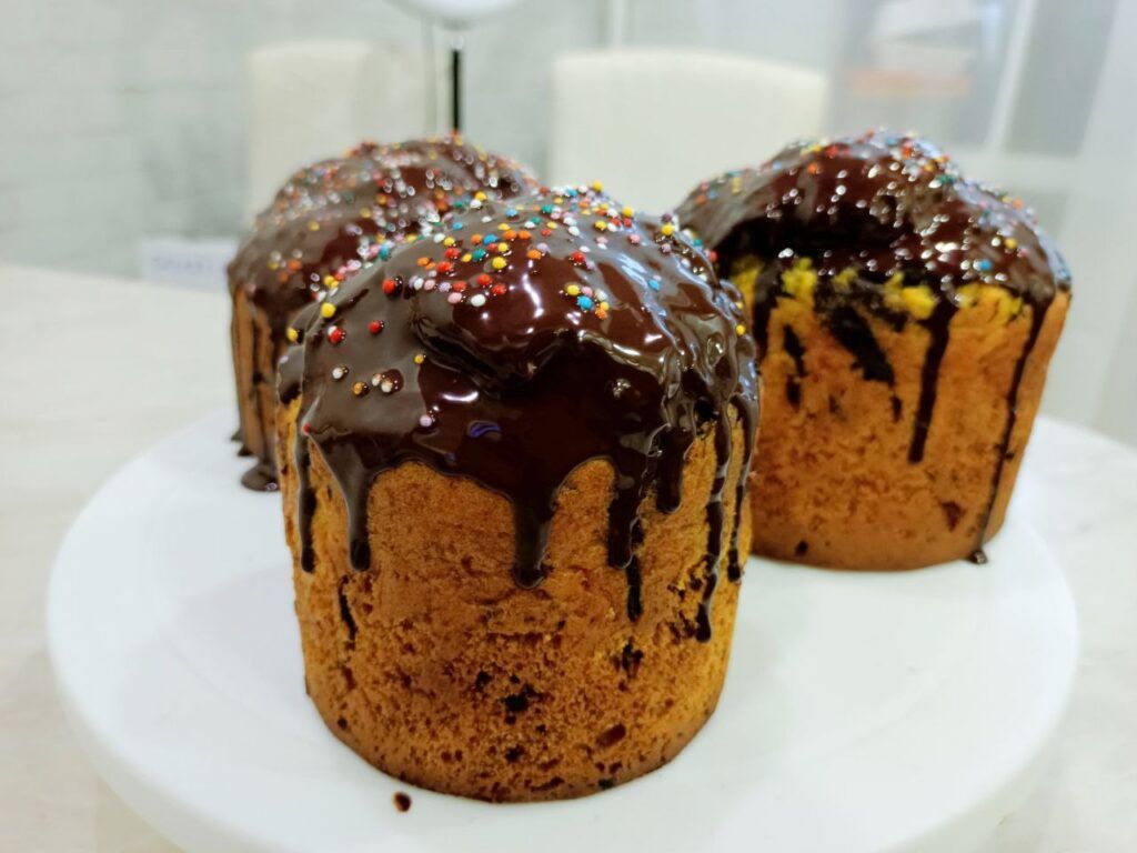 Кулич без дрожжей и масла: легкий рецепт пасхи с шоколадом