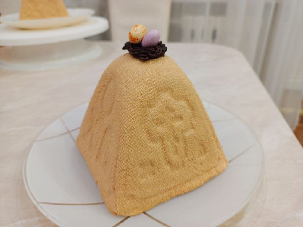 Рецепт пасхи «Крем-брюле»: готовится за 10 минут