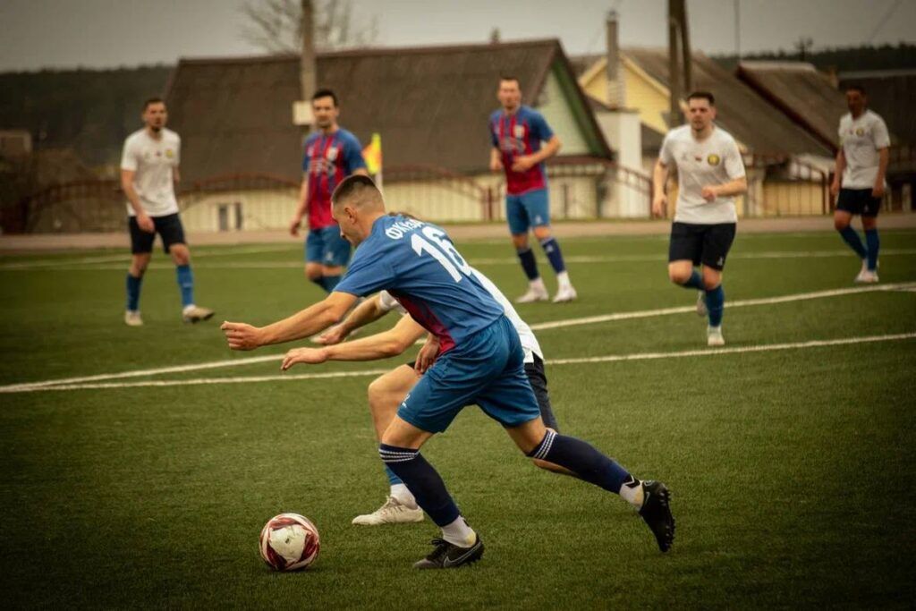 игра в футбол