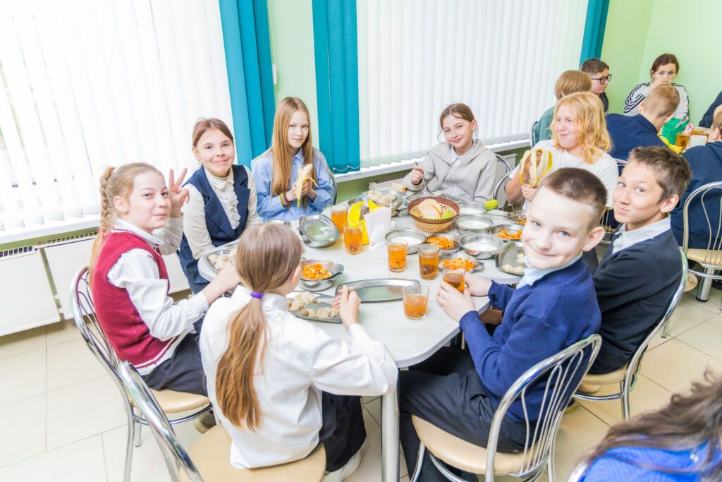 Неманская школьная столовая