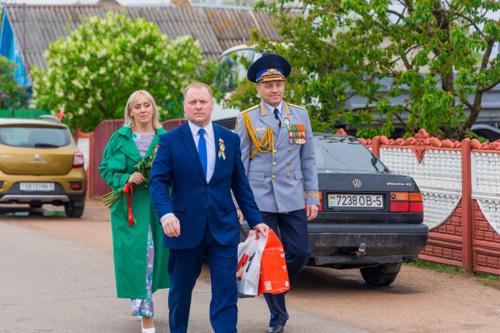 Колос, Лис, Жандармова