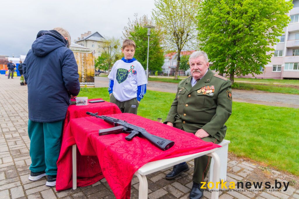 руководитель патриотического кружка