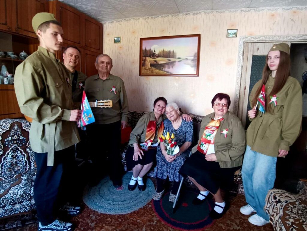 волонтеры