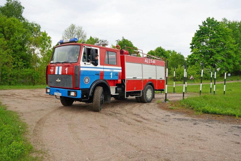 Кто из спасателей Узденщины признан лучшим водителем спецтранспорта