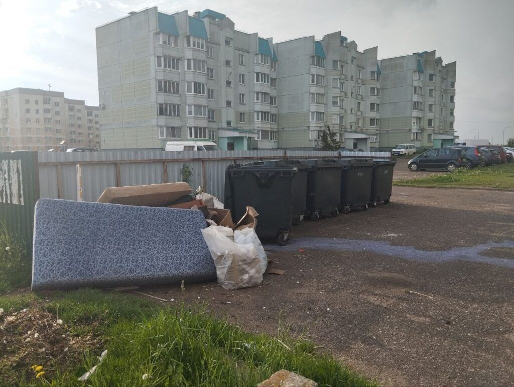 Куда девать сломанные грабли и неисправный удлинитель — пояснили в Узденском ЖКХ