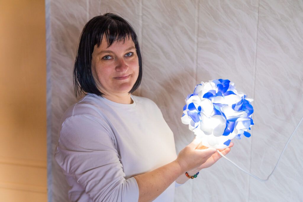 Уникальные абажуры из фоамирана создает мастерица из Могильно