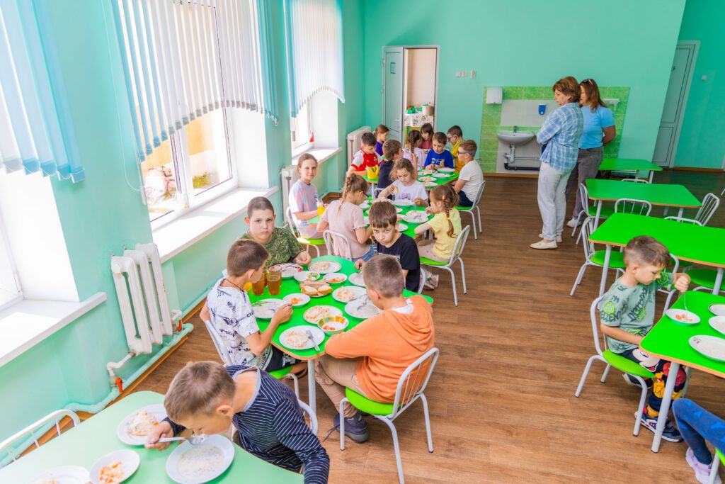 столовая в лагере