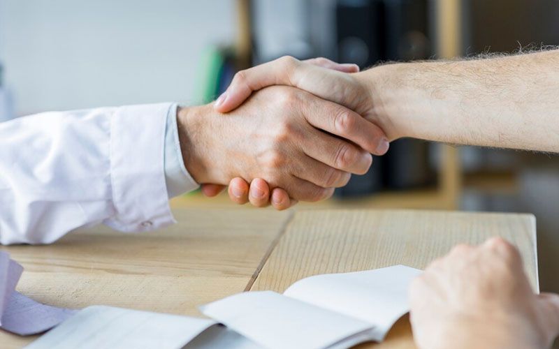 Зарплата выше столичной — до 5 500 рублей: кого ищут в Узденском районе