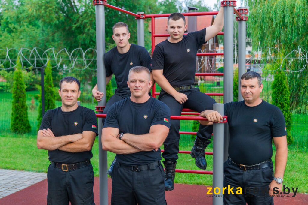 с коллегами