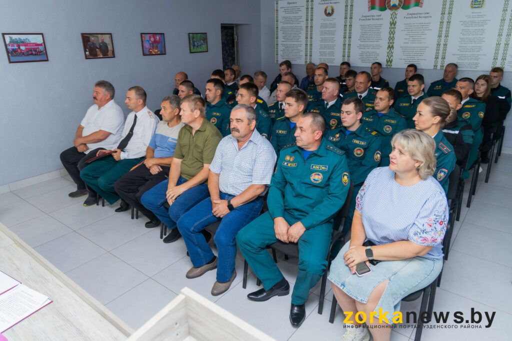 пожарные