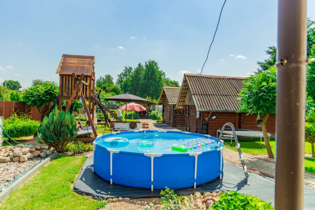 бассейн